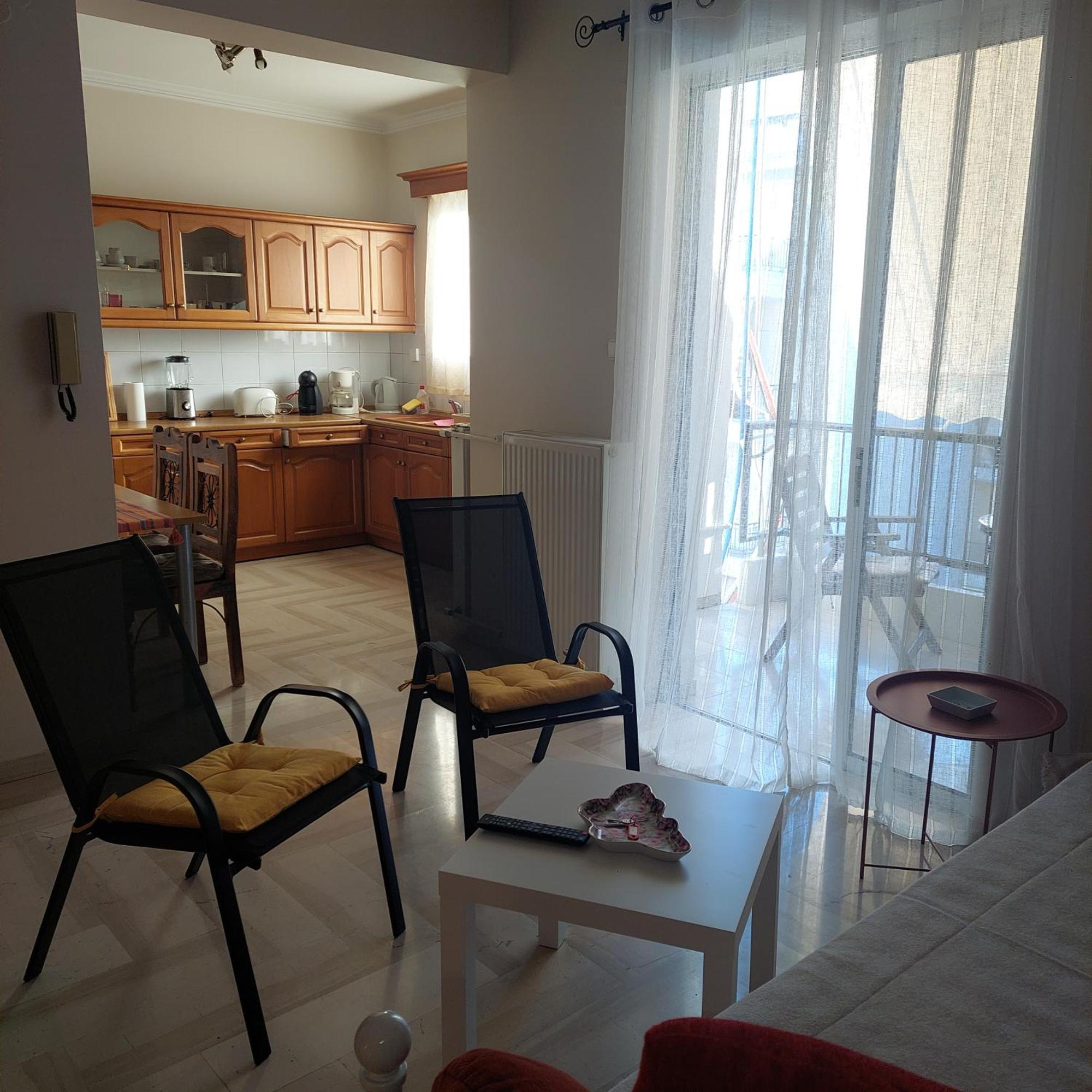 Family Apartment Patras Exterior foto